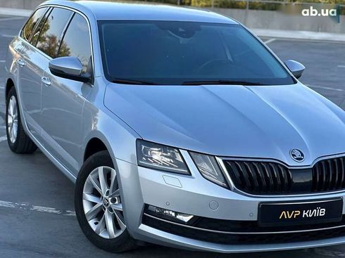 Skoda Octavia 2019 - фото 5