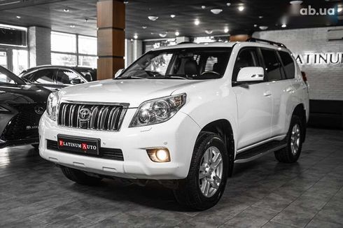 Toyota Land Cruiser Prado 2013 - фото 11