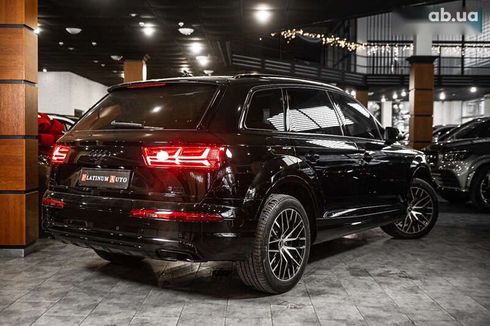 Audi Q7 2018 - фото 27