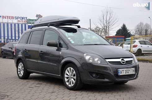 Opel Zafira 2013 - фото 27