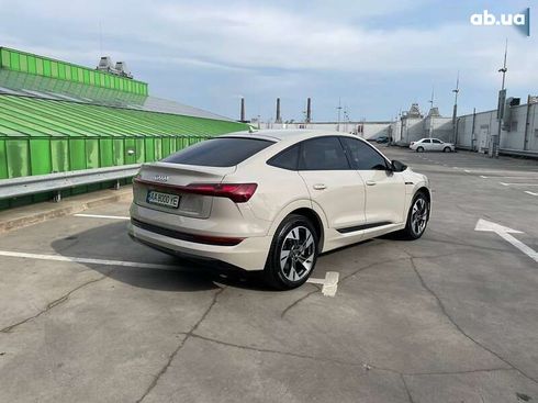 Audi E-Tron 2021 - фото 5