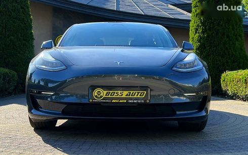 Tesla Model 3 2020 - фото 2