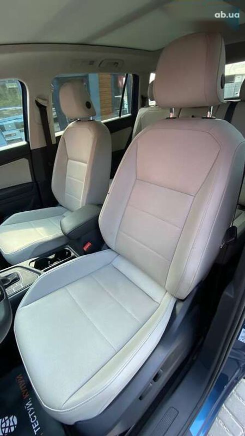 Volkswagen Tiguan 2020 - фото 18