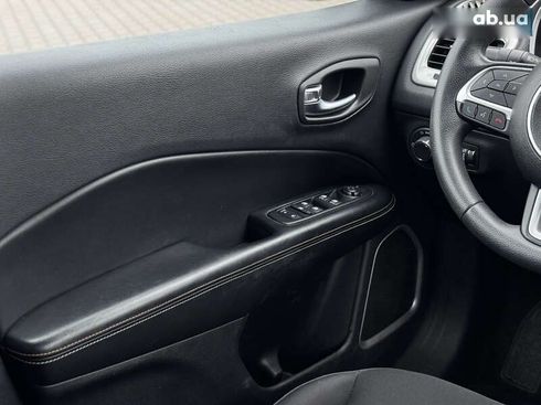 Jeep Compass 2018 - фото 29
