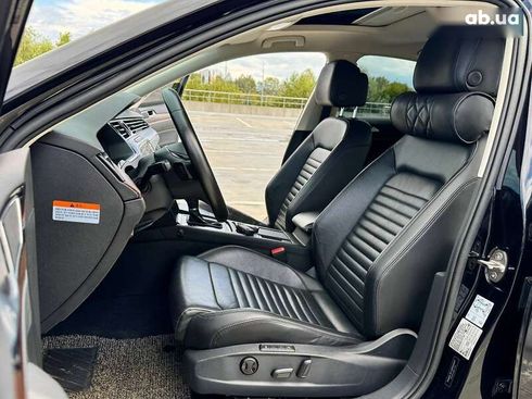 Volkswagen Passat 2018 - фото 24