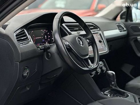 Volkswagen Tiguan 2020 - фото 14