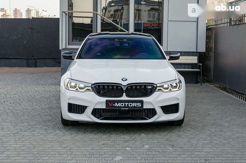 BMW M5 2018 - фото 5