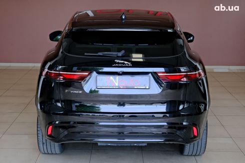 Jaguar F-Pace 2022 черный - фото 6