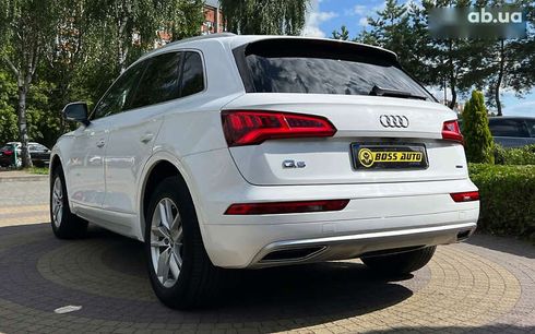 Audi Q5 2020 - фото 5