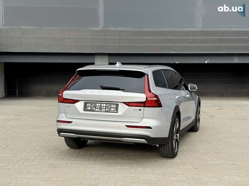 Volvo V60 Cross Country 2024 - фото 26