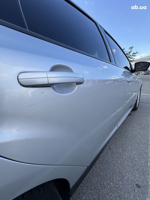 Ford Focus 2018 серебристый - фото 18