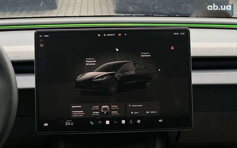 Tesla Model 3 2024 - фото 17
