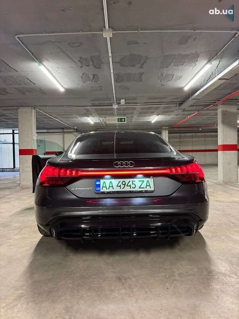 Audi E-Tron 2021 - фото 6