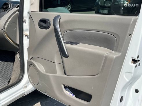 Renault Kangoo 2008 белый - фото 18