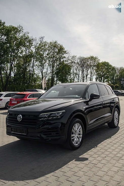 Volkswagen Touareg 2018 - фото 6