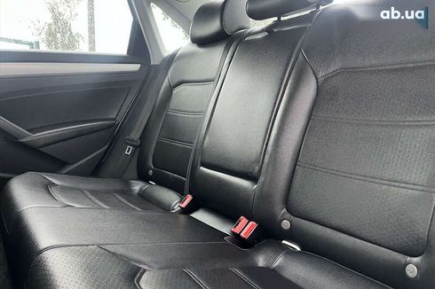 Volkswagen Passat 2013 - фото 16