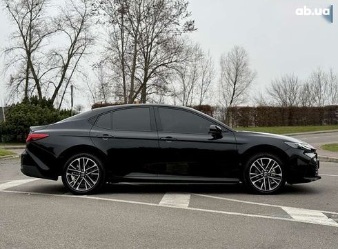 Toyota Camry 2024 - фото 20