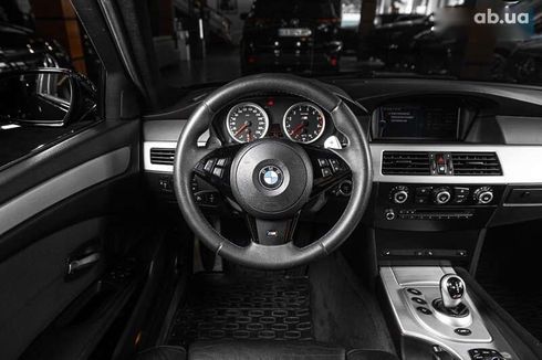 BMW M5 2006 - фото 29