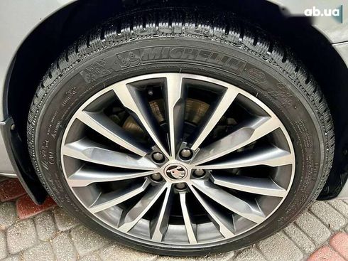 Skoda Superb 2021 - фото 20