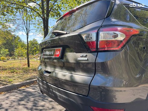 Ford Escape 2018 серый - фото 11
