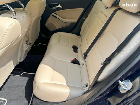 Mercedes-Benz GLA-Класс 2019 синий - фото 17