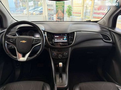 Chevrolet Tracker 2017 - фото 24