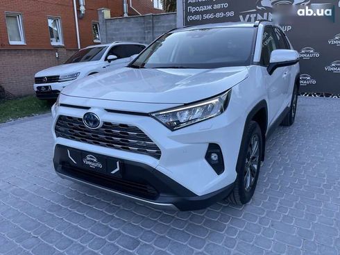 Toyota RAV4 2023 - фото 24