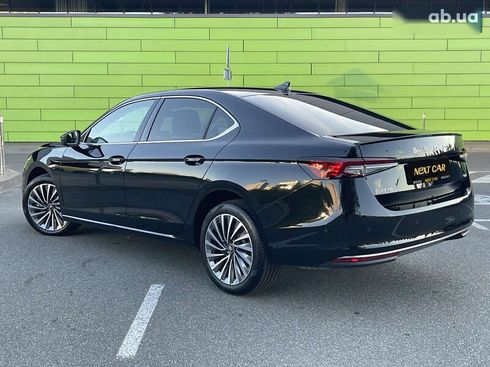 Skoda Superb 2025 - фото 6