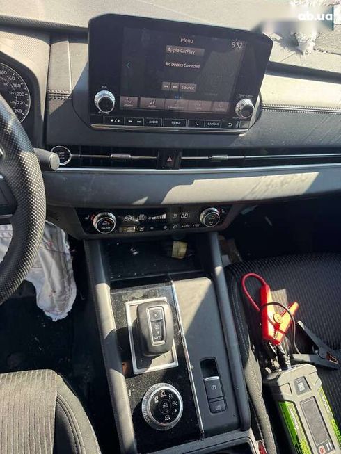 Mitsubishi Outlander 2022 - фото 14