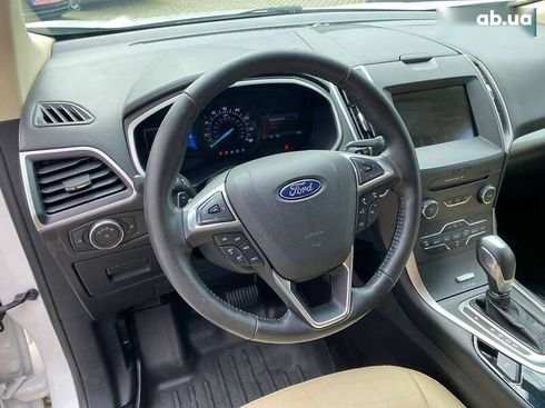 Ford Edge 2016 - фото 15