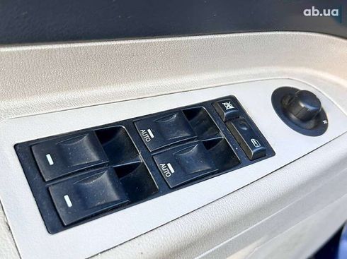 Chrysler 300C 2006 - фото 13