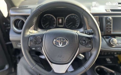 Toyota RAV4 2017 - фото 17