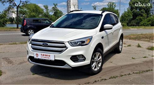 Ford Escape 2017 белый - фото 1