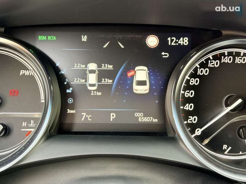 Toyota Camry 2023 - фото 22