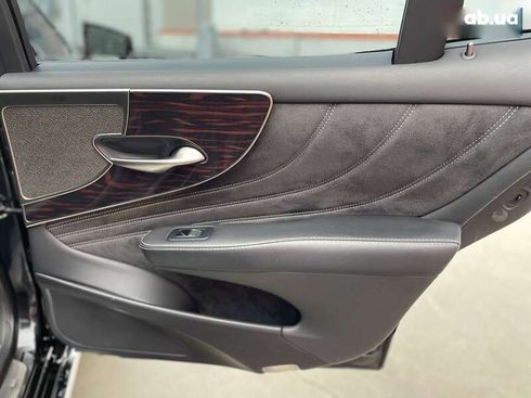 Lexus LS 2018 - фото 24