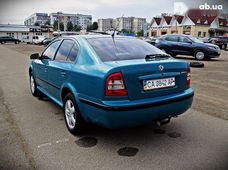 Продаж вживаних авто 2001 року - купити на Автобазарі