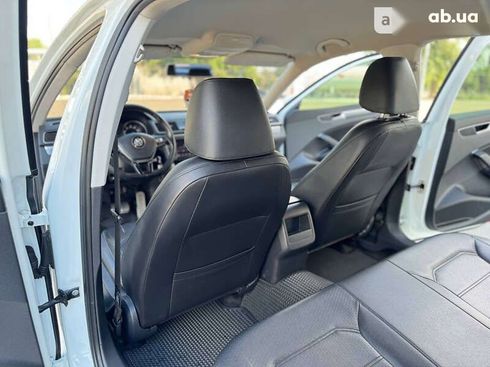 Volkswagen Passat 2018 - фото 29
