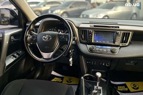 Toyota RAV4 2016 - фото 10