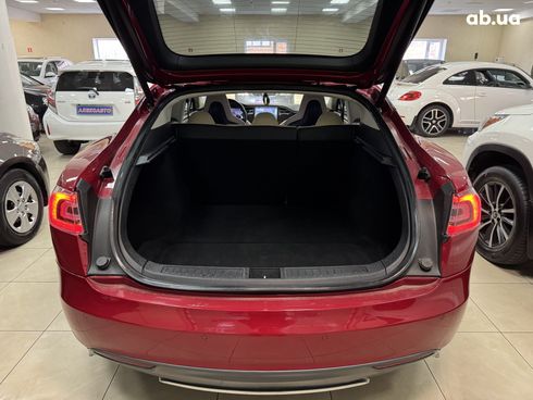 Tesla Model S 2013 красный - фото 4
