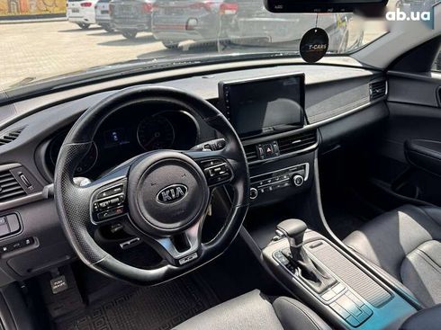 Kia K5 2016 - фото 9