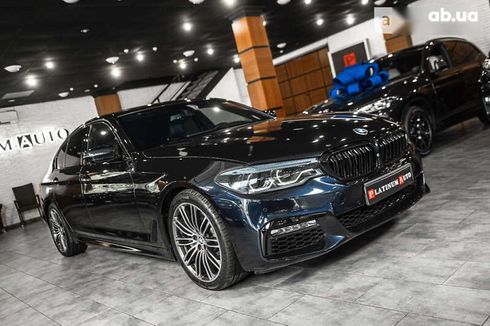 BMW 5 серия 2017 - фото 4