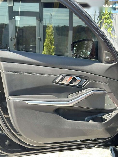 BMW M3 2023 - фото 21