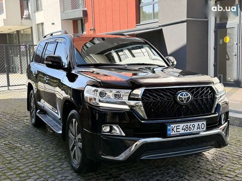 Toyota Land Cruiser 2017 - фото 6