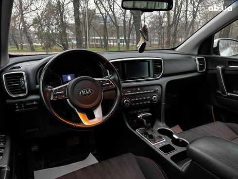 Kia Sportage 2019 белый - фото 16