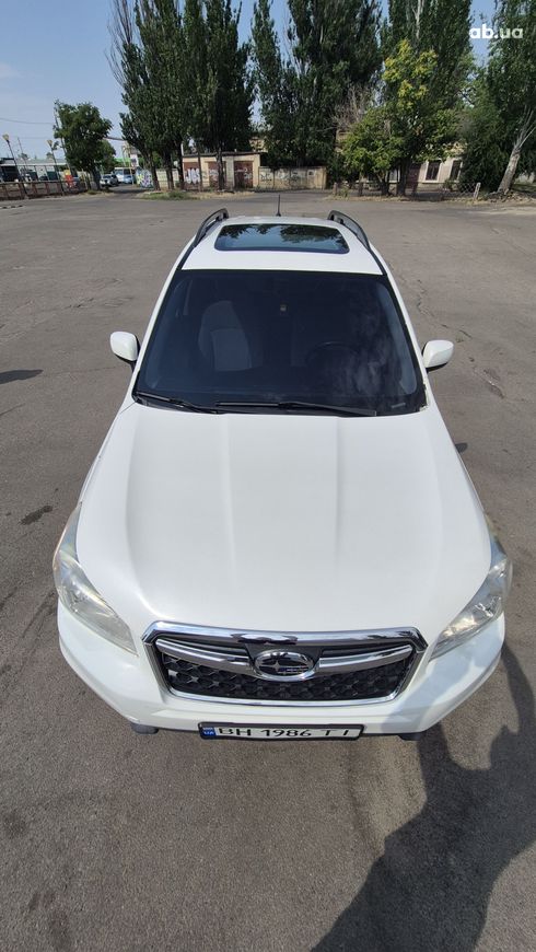 Subaru Forester 2014 белый - фото 7