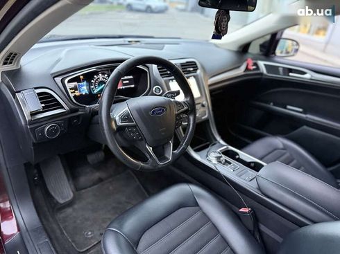 Ford Fusion 2017 - фото 13
