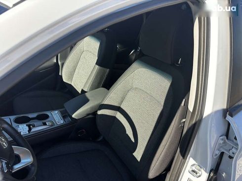 Hyundai Kona 2021 - фото 21