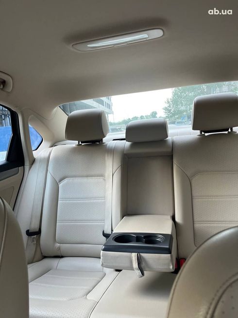 Volkswagen Passat 2014 черный - фото 2