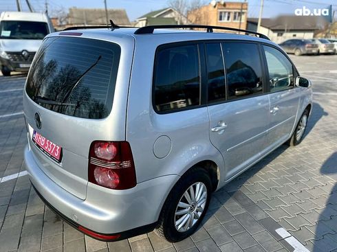 Volkswagen Touran 2008 - фото 20