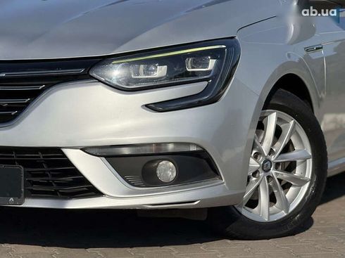 Renault Megane 2017 - фото 4